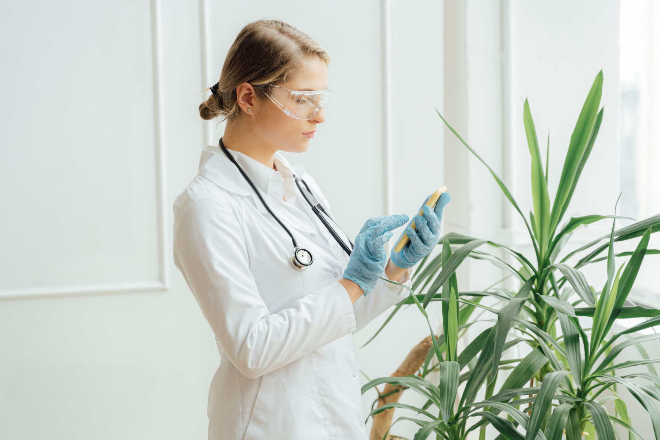 Doctoralia o Google para clínicas de fisioterapia en Granada